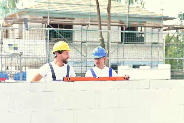 massiv-bauen-baustelle-mauerwerk-wand-02